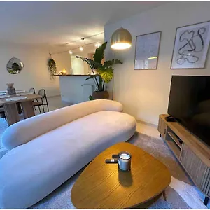 superbe-appartement-avec-jardin-quart-mazarin.aixenprovencehotels.org/